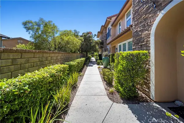 24490 Marzal, Valencia, CA 91354