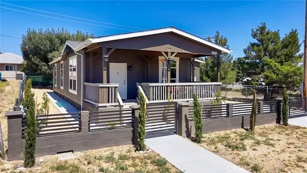 42815 Lowhill Drive, Lake Hughes, CA 93532