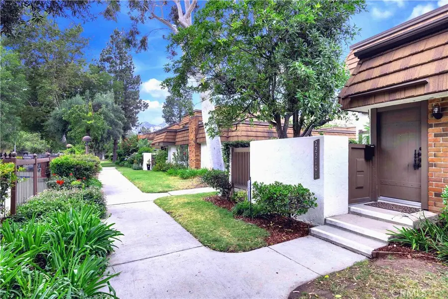 22210 James Alan Circle, Chatsworth, CA 91311 - #3