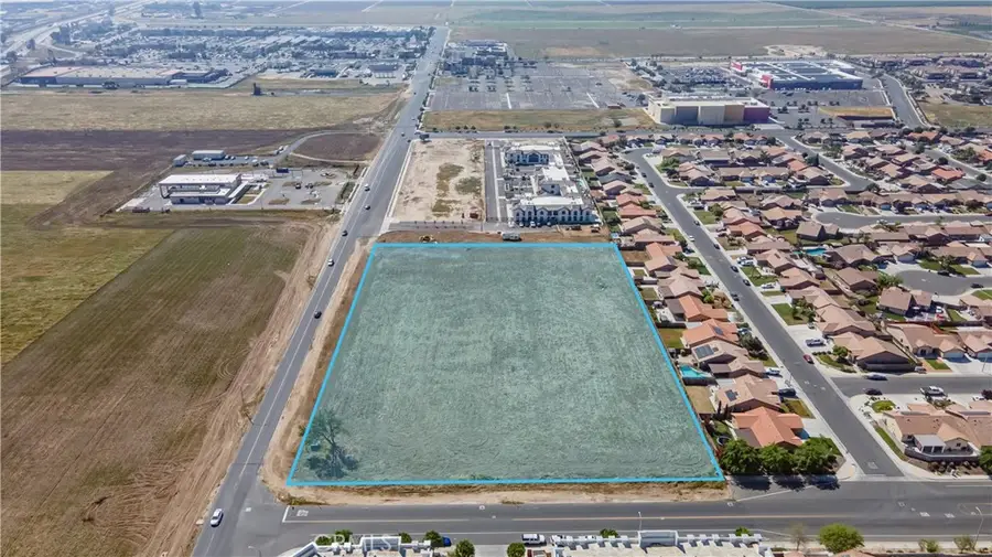 555 Dover Parkway, Delano, CA 93215 - #3