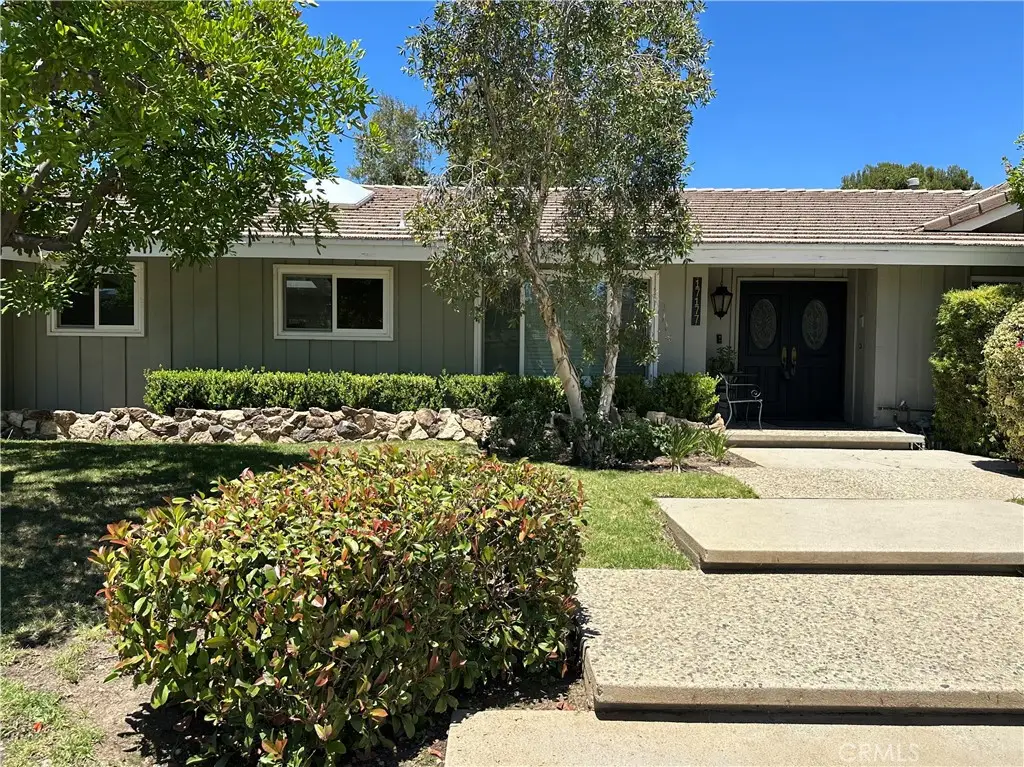 17177 Superior St, Northridge, CA 91325 - #1