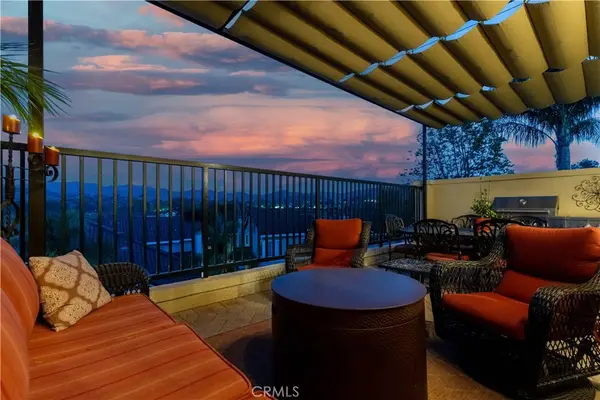 650 Ivywood Lane #E, Simi Valley, CA 93065