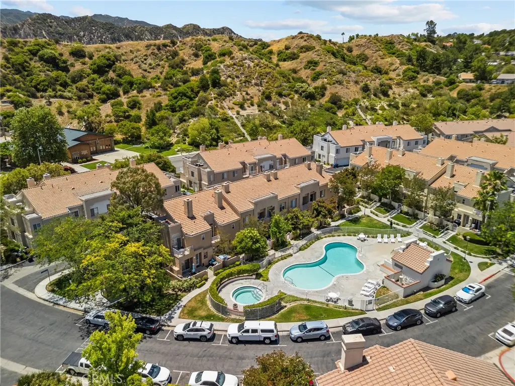 25511 Schubert Cir #142 B, Stevenson Ranch, CA 91381 - #1
