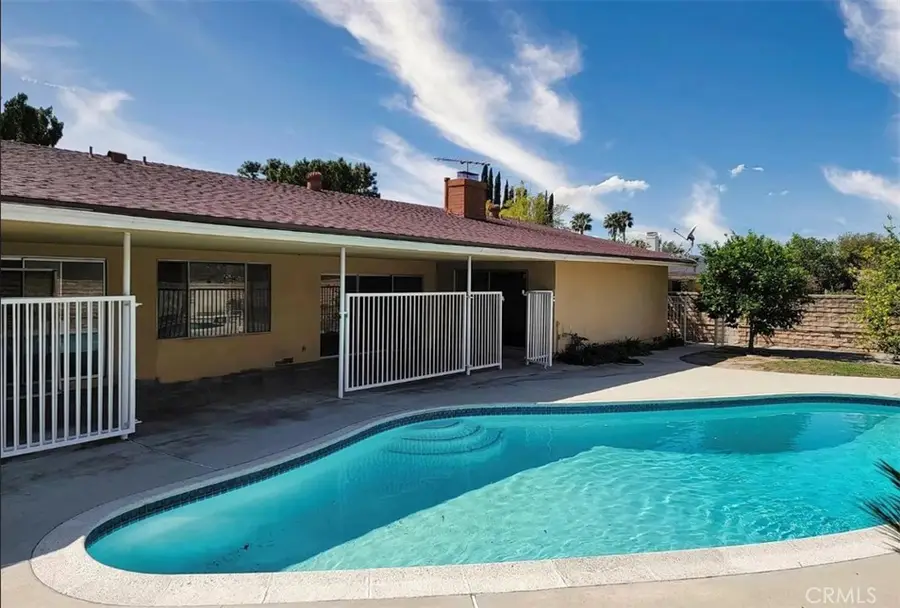 18931 Mayall Street, Northridge, CA 91324 - #2