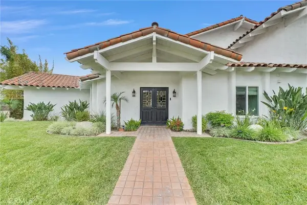 29795 Eagle Point, Canyon Lake, CA 92587