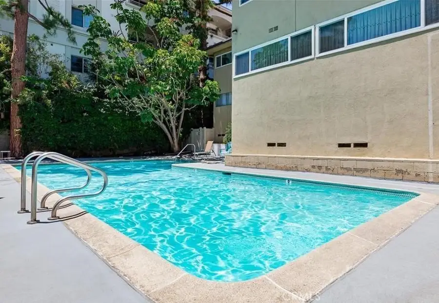 11138 Aqua Vista Street #9, Studio City, CA 91602 - #3