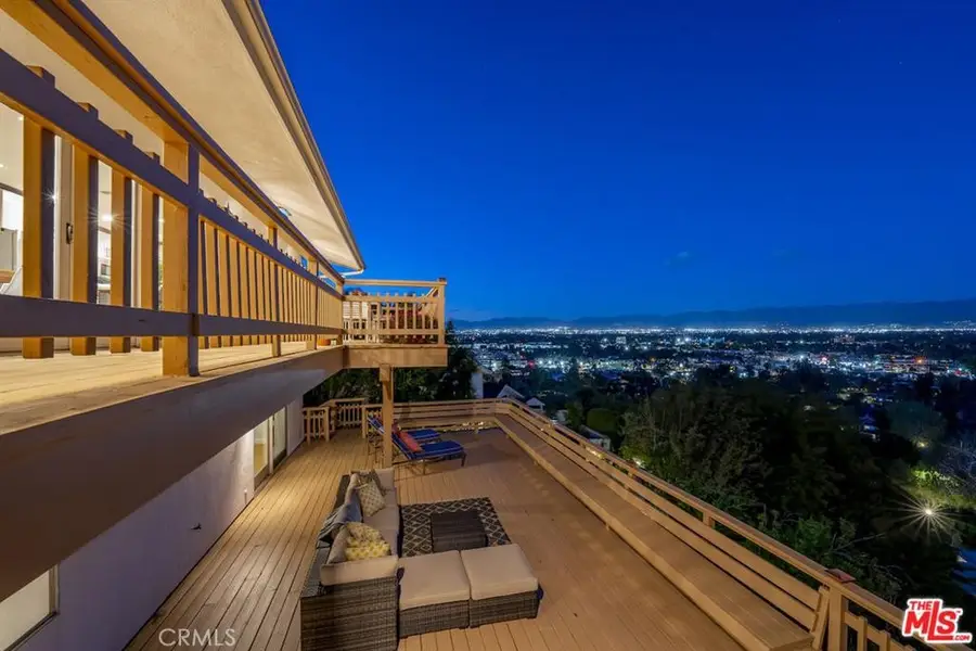 4100 Witzel, Sherman Oaks, CA 91423 - #3