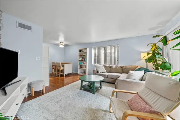 14435 Plummer #23, Panorama City, CA 91402