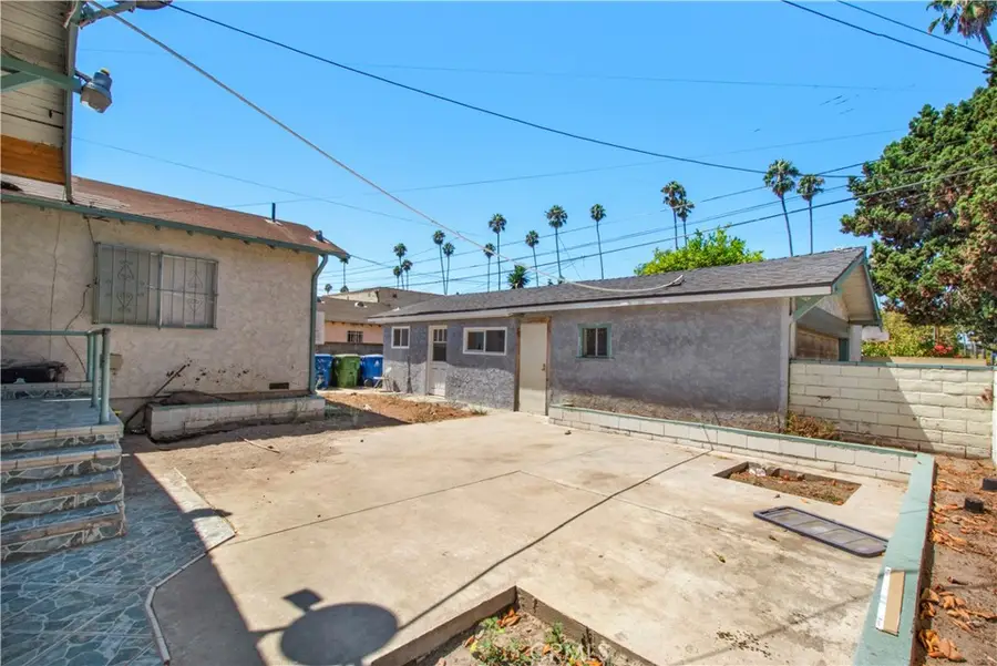 4301 Arlington Ave., Los Angeles, CA 90008 - #3