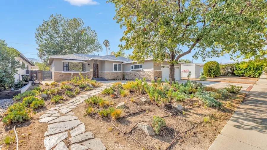 10139 Hillview, Chatsworth, CA 91311 - #2