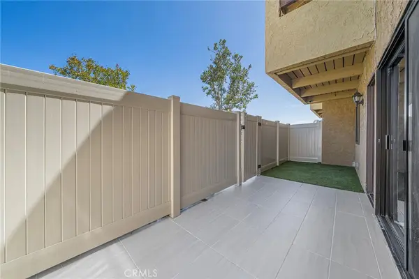 18756 Mandan St. #1511, Canyon Country, CA 91351
