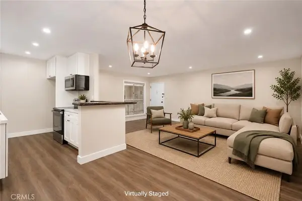 5320 Zelzah Avenue #201, Encino, CA 91316