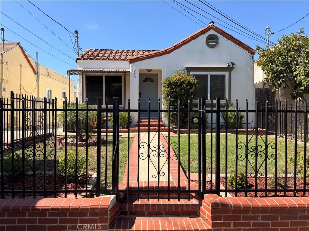 833 W 98th, Los Angeles, CA 90044 - #1