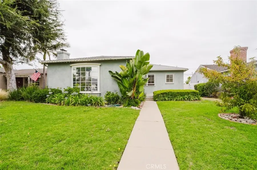 3916 Rose Avenue, Long Beach, CA 90807 - #3