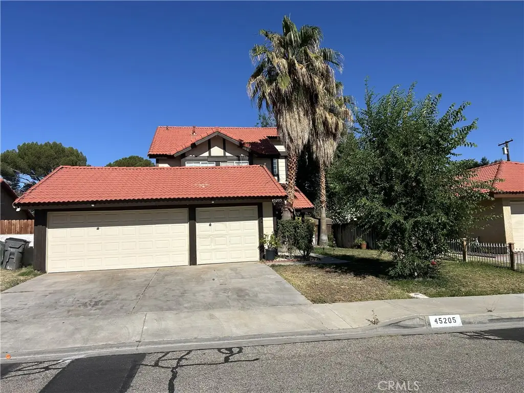 45205 Thornwood, Lancaster, CA 93534 - #1