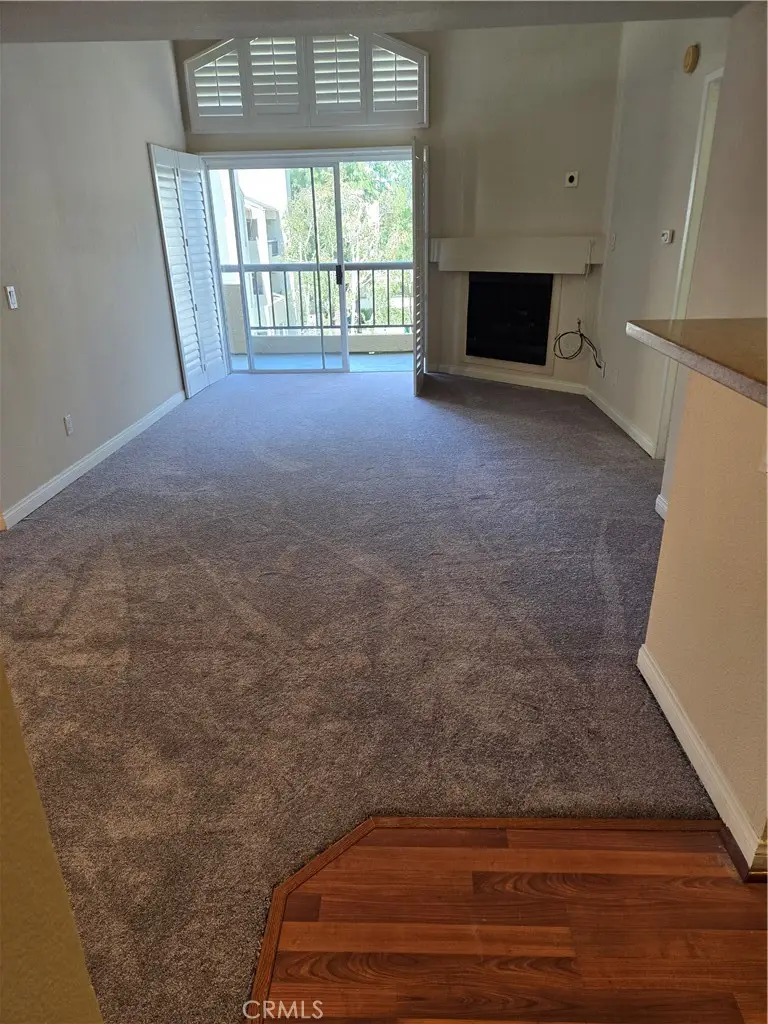 5520 Owensmouth Avenue #313, Woodland Hills, CA 91367 - #2