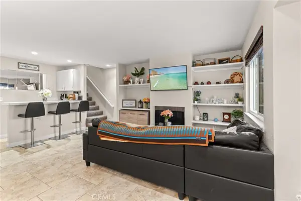 43481 30th W #2, Lancaster, CA 93536