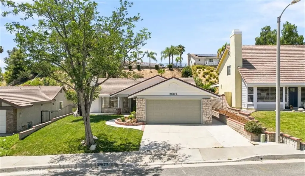 28177 Langside Avenue, Canyon Country, CA 91351 - #1