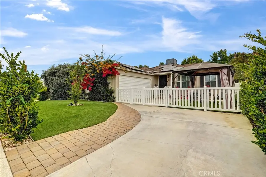 17415 Victory Boulevard, Van Nuys, CA 91406 - #2