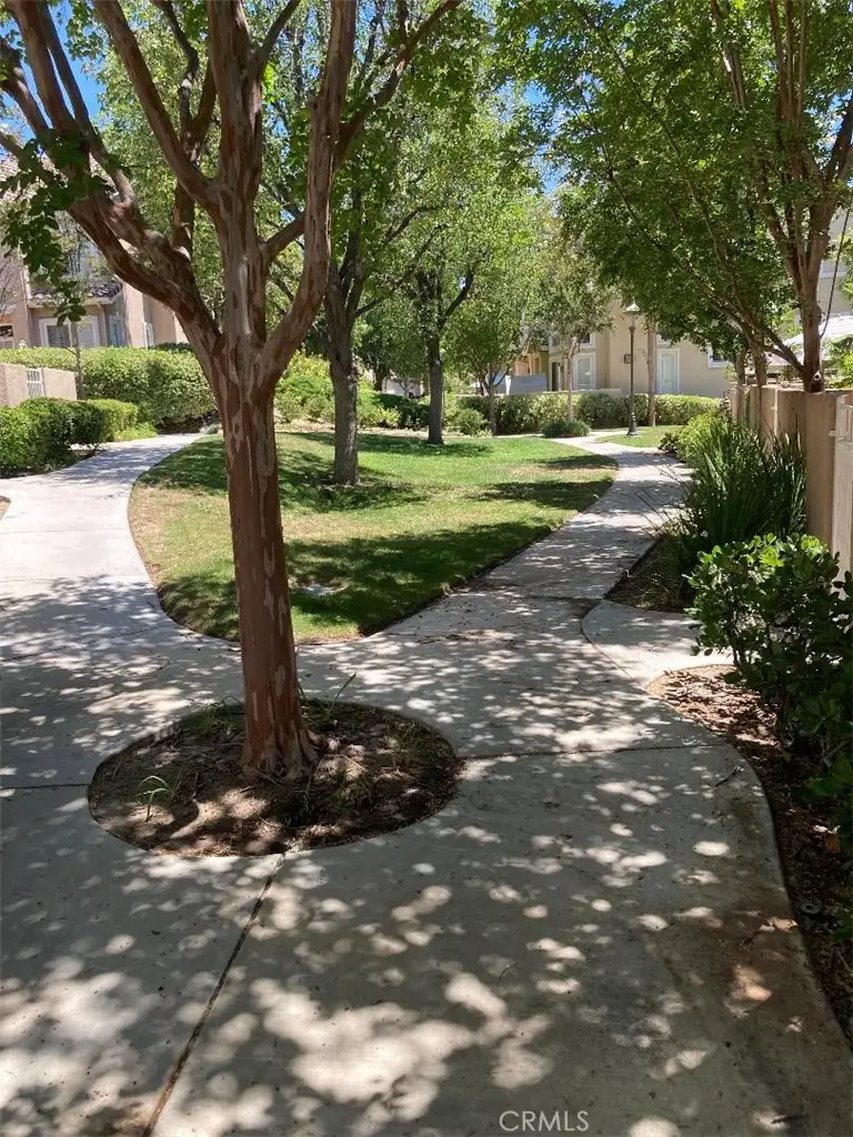 25712 Holiday Circle #A, Stevenson Ranch, CA 91381 - #2