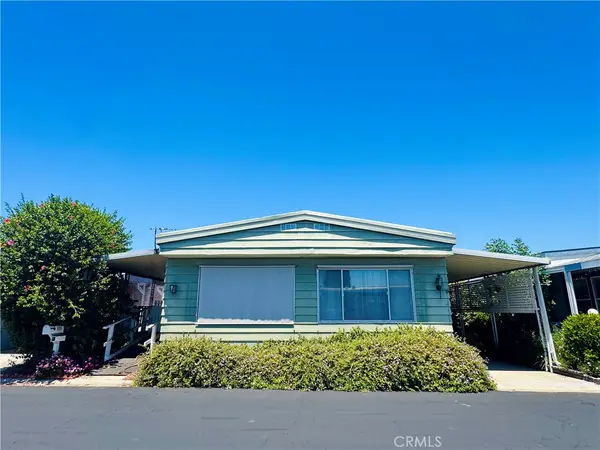 8811 223 Canoga Avenue, Canoga Park, CA 91304