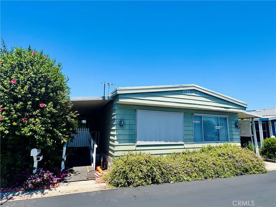 8811 223 Canoga Avenue, Canoga Park, CA 91304 - #2