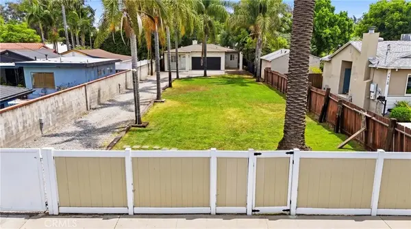7015 Amigo, Reseda, CA 91335