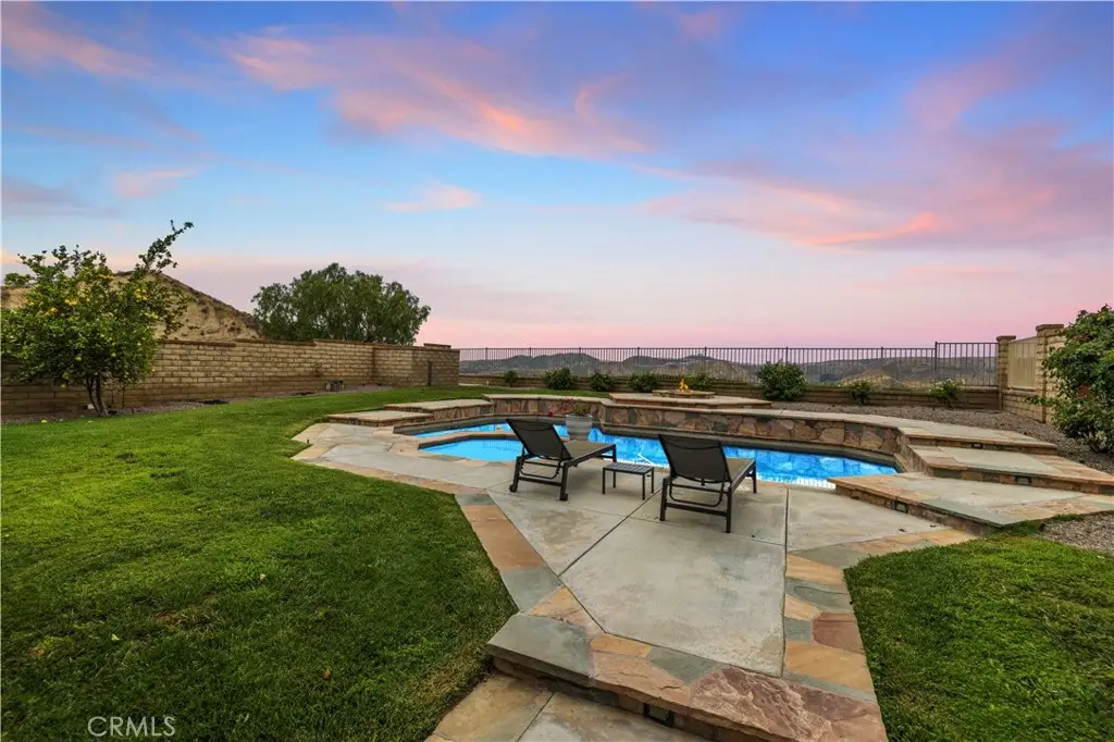 22915 Raintree Lane, Saugus, CA 91390 - #1