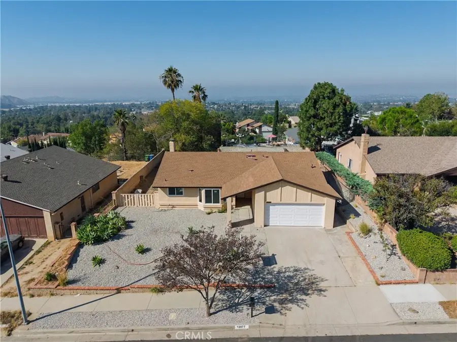 13877 Shablow Avenue, Sylmar, CA 91342 - #3