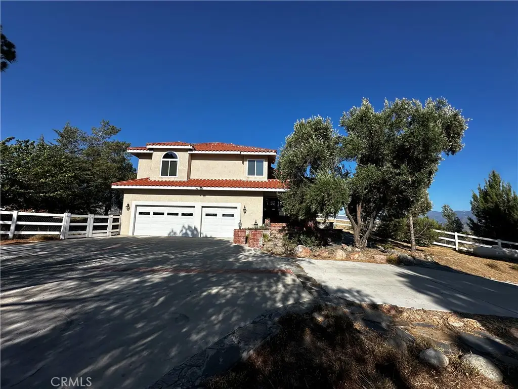 32080 Avenida Donari, Agua Dulce, CA 91390 - #1