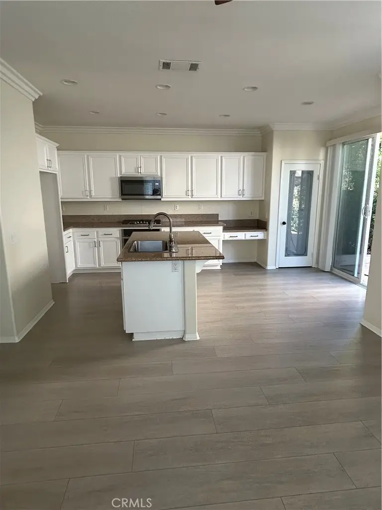 28900 Via Adelena, Valencia, CA 91354 - #2