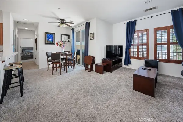 16710 Nicklaus #74, Sylmar, CA 91342