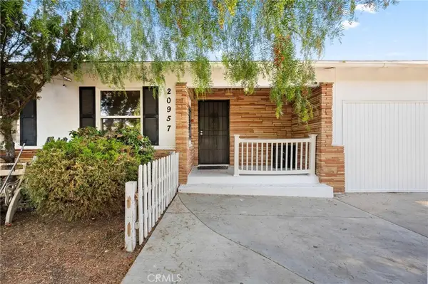 20957 Community Street, Canoga Park, CA 91304