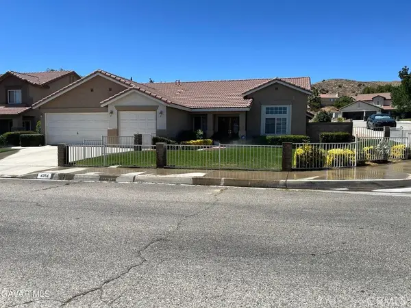 4354 Sungate Drive, Palmdale, CA 93551
