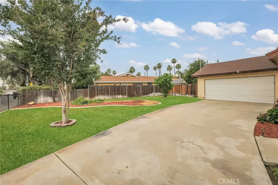 7863 Railroad Avenue, Riverside, CA 92504 - #2