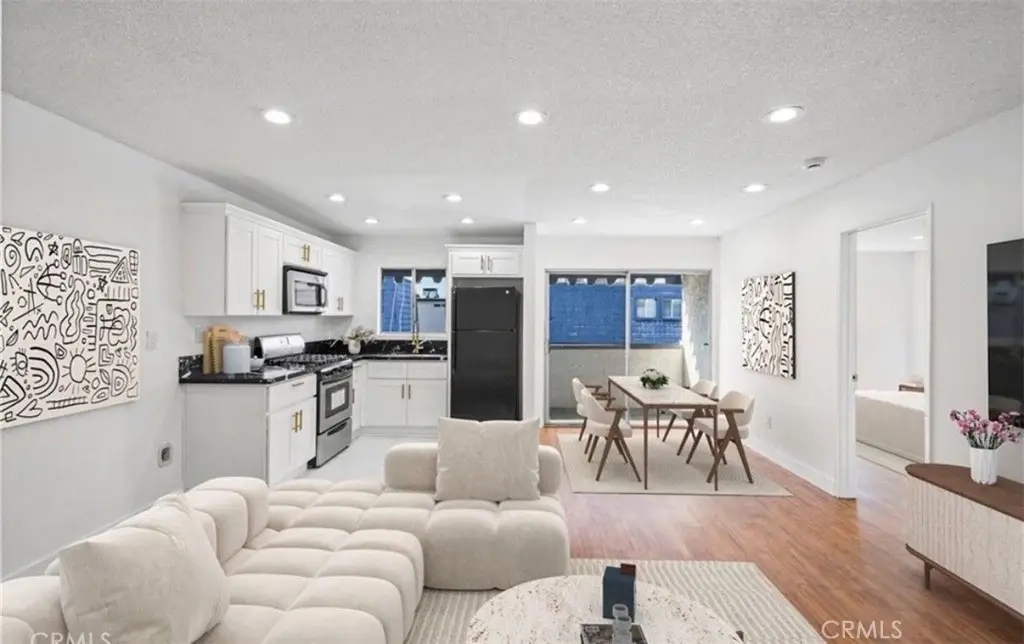 18530 Hatteras #333, Tarzana, CA 91356 - #1