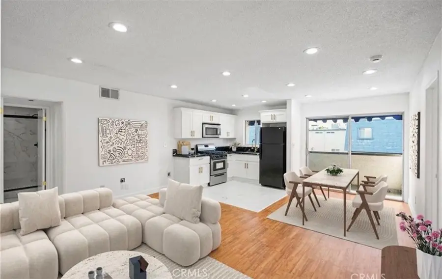 18530 Hatteras #333, Tarzana, CA 91356 - #2