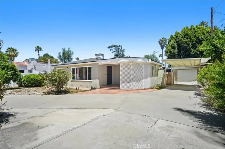 15841 Marlin Place, Lake Balboa, CA 91406 - #2
