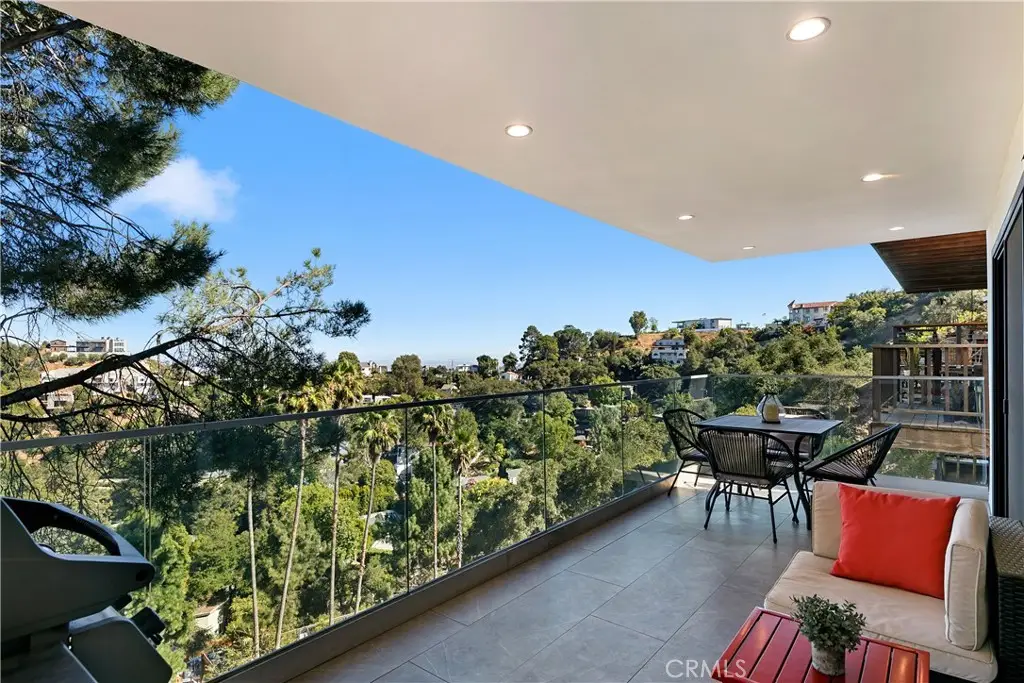 8960 Crescent Drive, Los Angeles, CA 90046 - #1