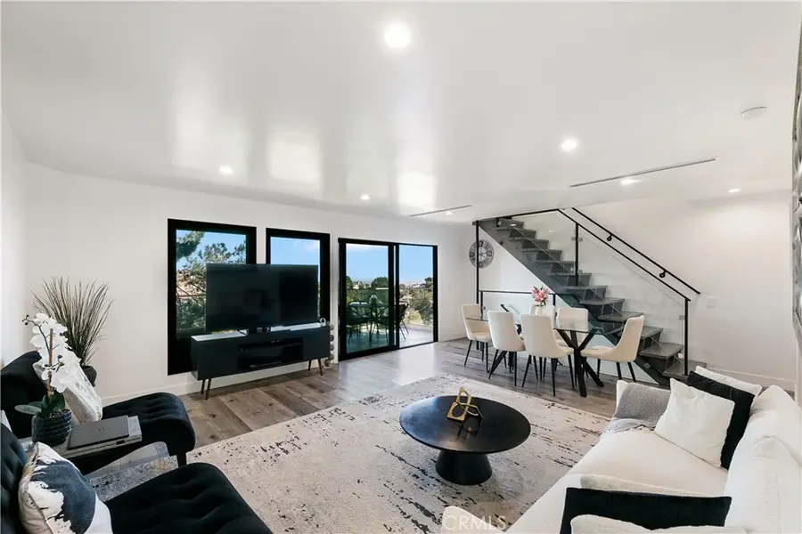 8960 Crescent Drive, Los Angeles, CA 90046 - #3