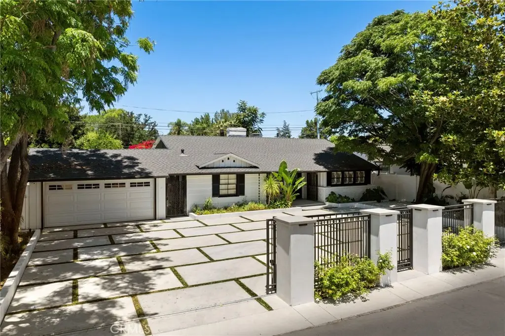 22925 Leonora, Woodland Hills, CA 91367 - #1