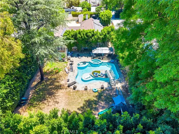5923 Corbin, Los Angeles, CA 91356