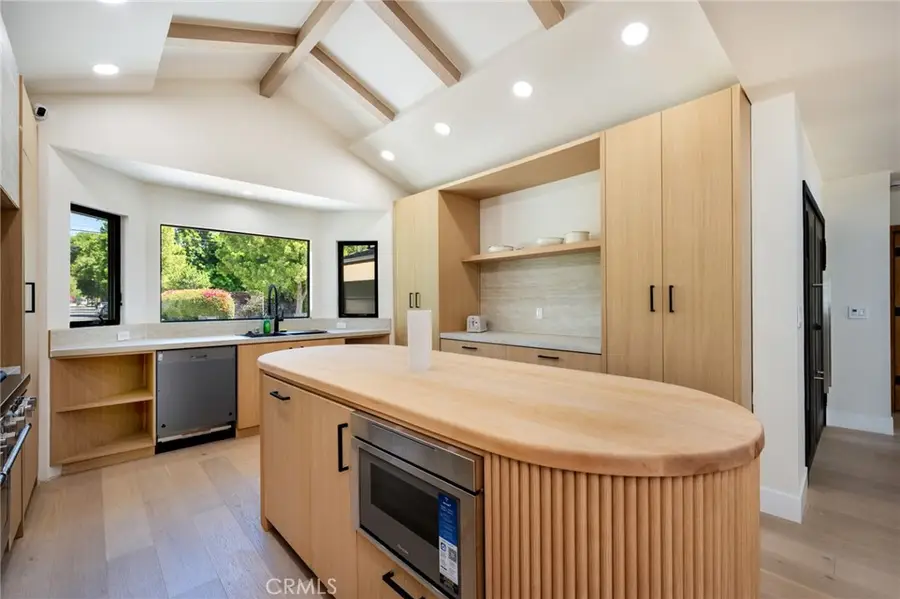 13562 Addison Street, Sherman Oaks, CA 91423 - #3