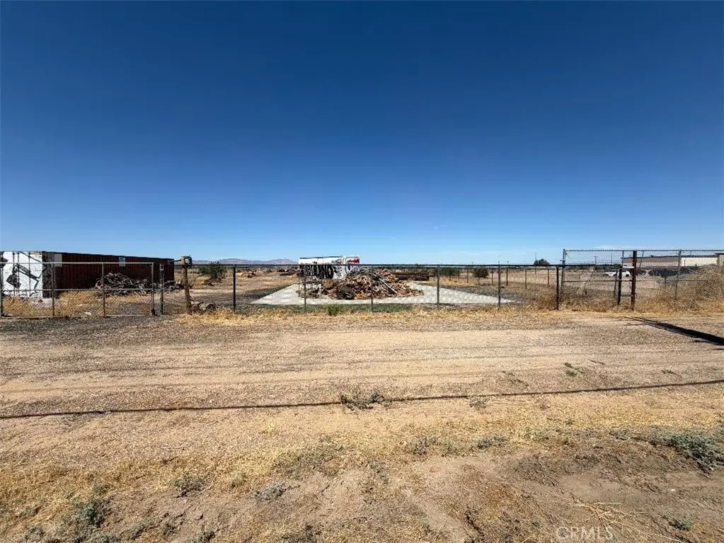 37000 90th Street E, Sun Village, CA 93543 - #1
