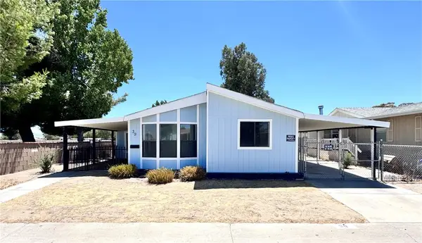 45465 25th Street E #39, Lancaster, CA 93535
