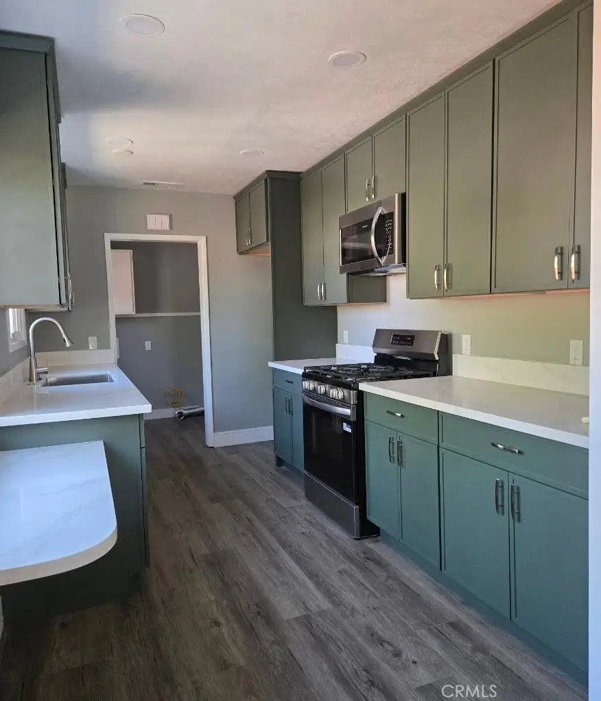 17001 Cantara, Lake Balboa, CA 91406 - #3