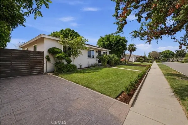 8337 Lennox Avenue, Los Angeles, CA 91402