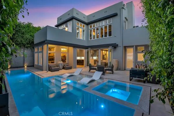 8719 Rosewood Avenue, West Hollywood, CA 90048