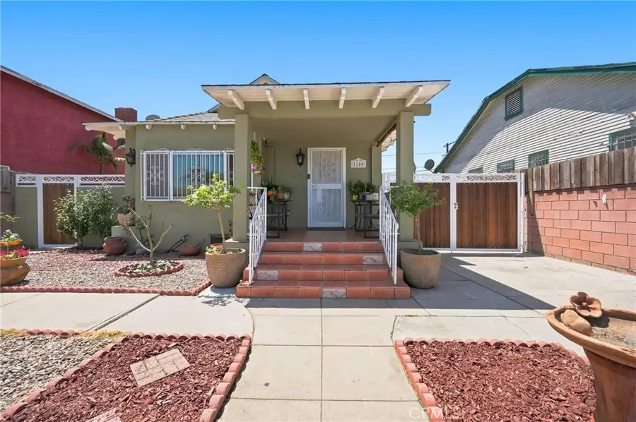 1100 W Gage Avenue, Los Angeles, CA 90044 - #2