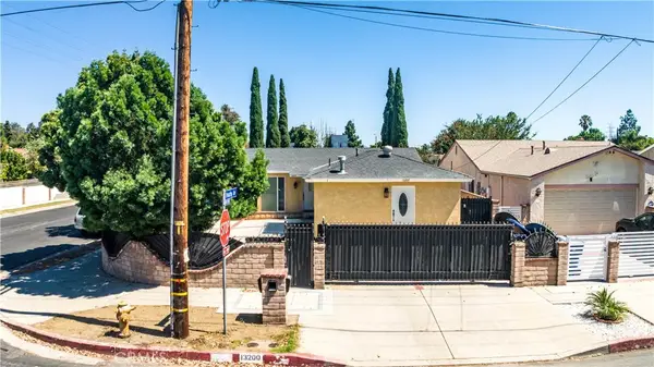 13200 Wentworth Street, Arleta, CA 91331
